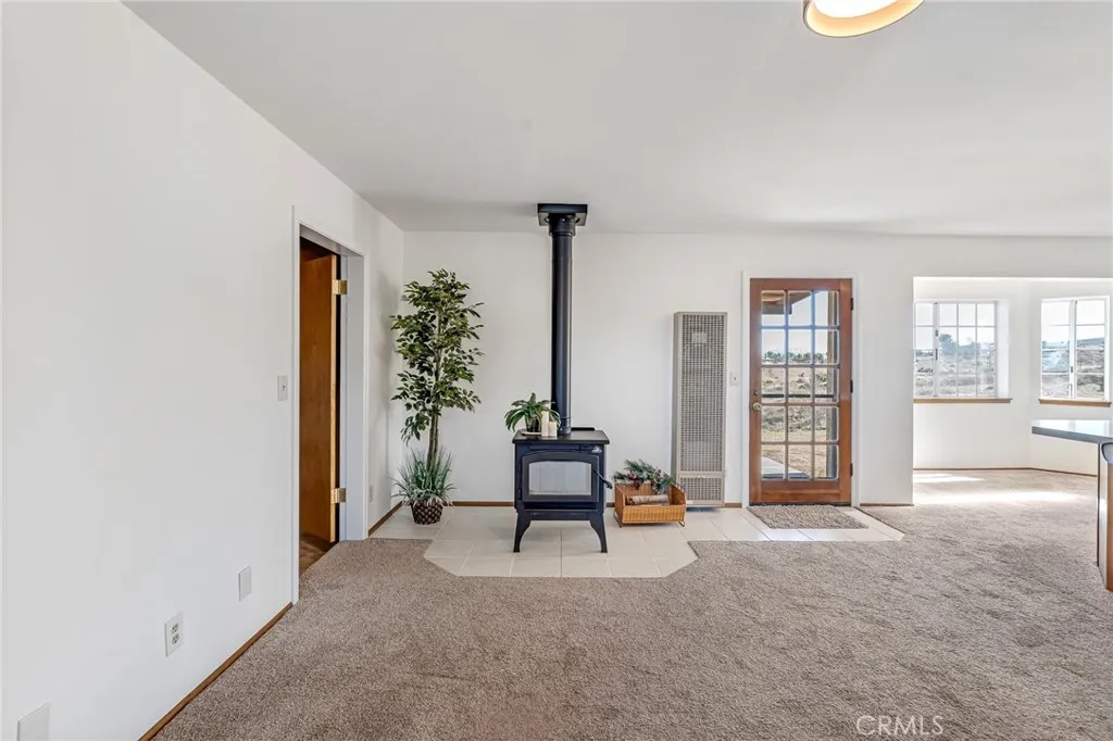 8325 Johnson Road, Phelan, California 92371 home-pic-8