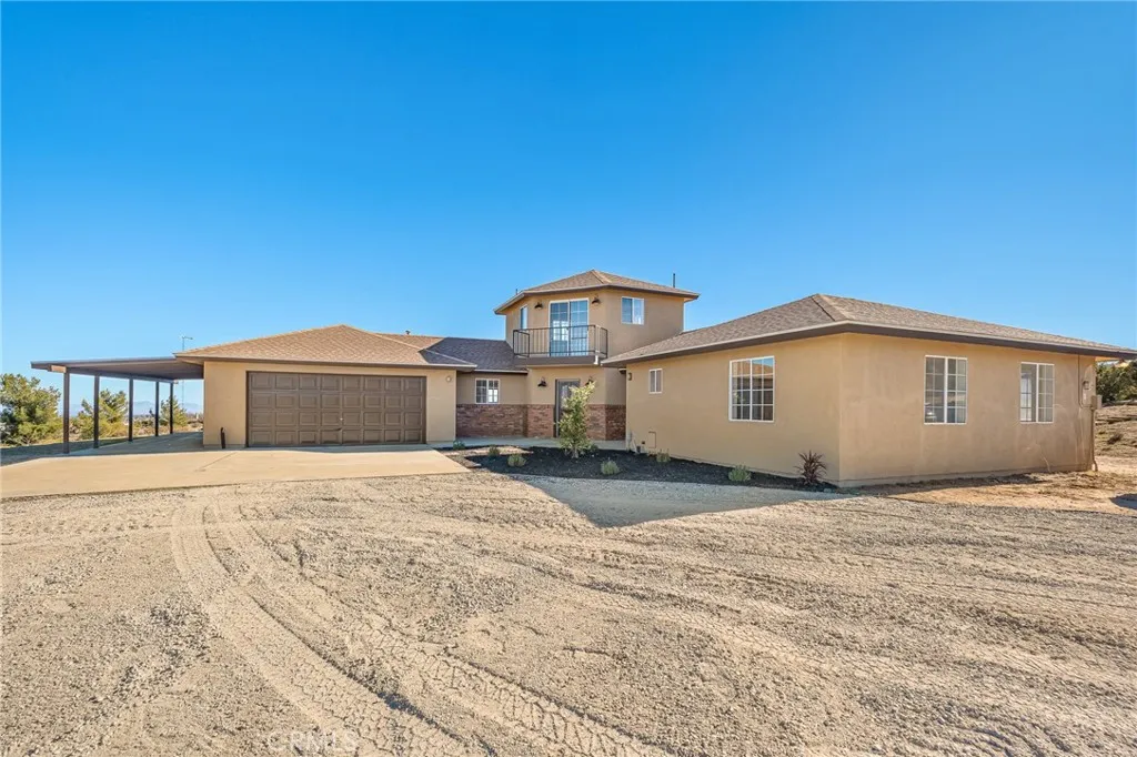 8325 Johnson Road, Phelan, California 92371 home-pic-45