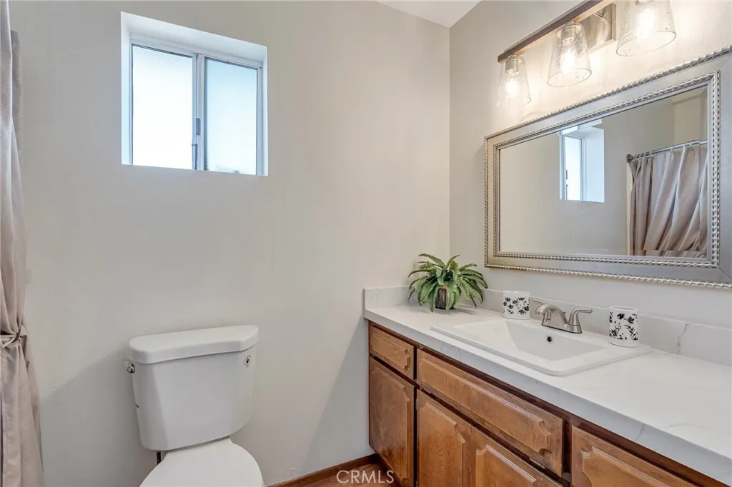 8325 Johnson Road, Phelan, California 92371 home-pic-29