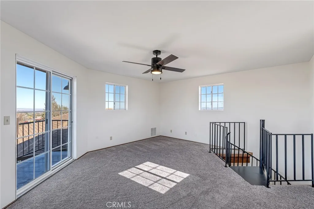 8325 Johnson Road, Phelan, California 92371 home-pic-36