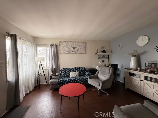 Front Unit Living Room