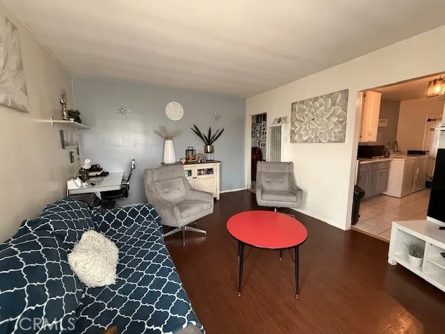 Front Unit Living Room