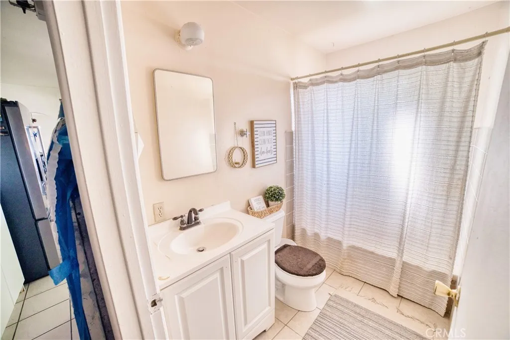 7880 S Mcmullin Grade, Fresno, California 93706 home-pic-3