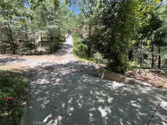 Dual access from easy access road off St. Bernard