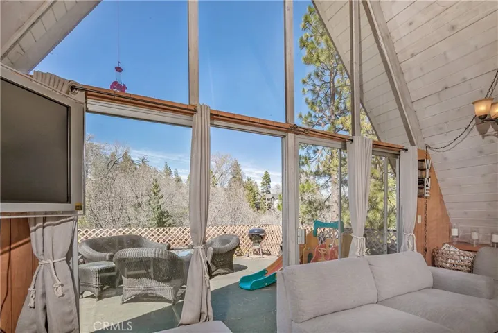 Main unit (A-frame) living room
