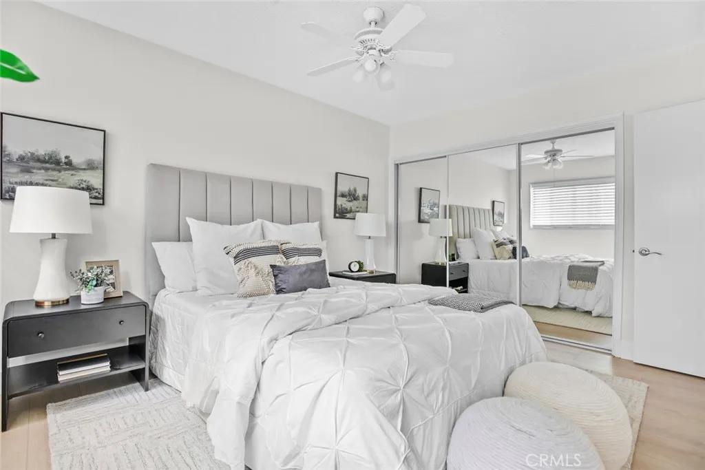 587 South St 18, Glendale, California 91202 home-pic-20