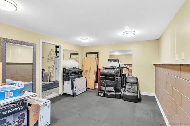 RV Garage - Workout Room / Storage Space