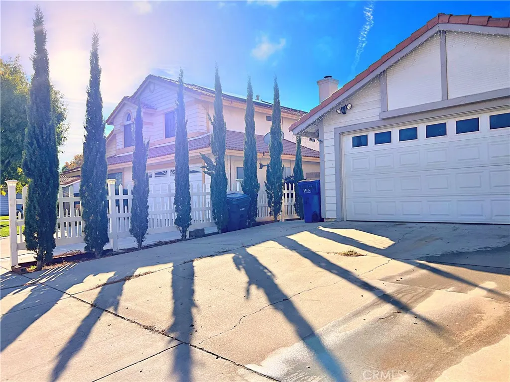 4544 Sungate Drive N, Palmdale, California 93551 home-pic-13