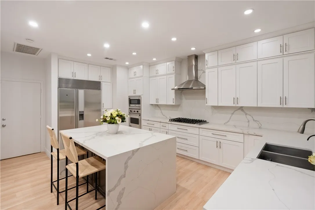 2019 Sunset Plaza Drive, Los Angeles, California 90069 home-pic-45