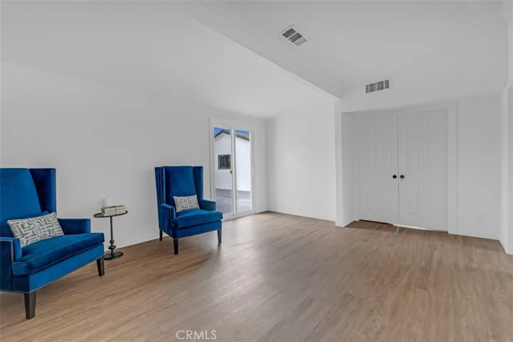 9950 Docena Ln