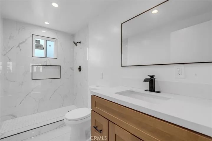 9956 La Docena Ln