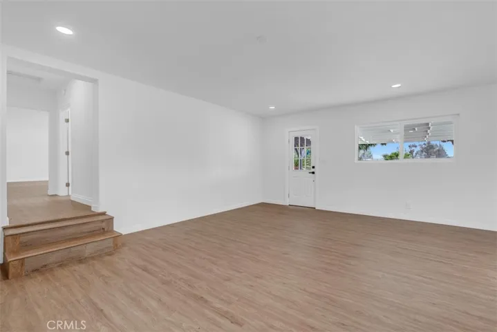 9952 La Docena Ln