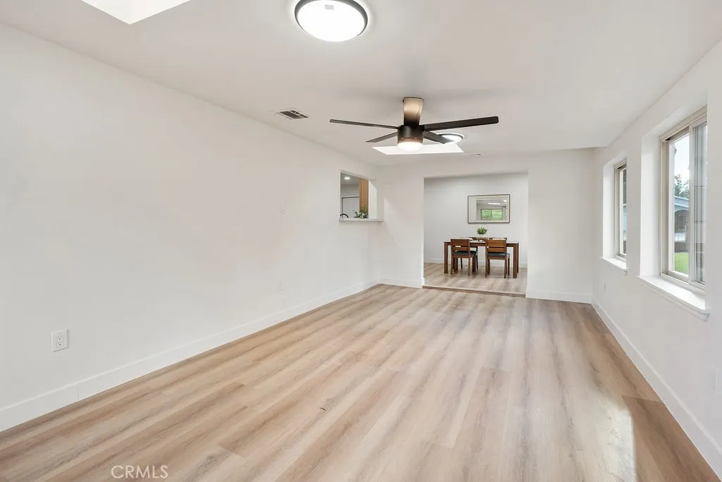 2430 Mesquite, Corona, California 92882 home-pic-27