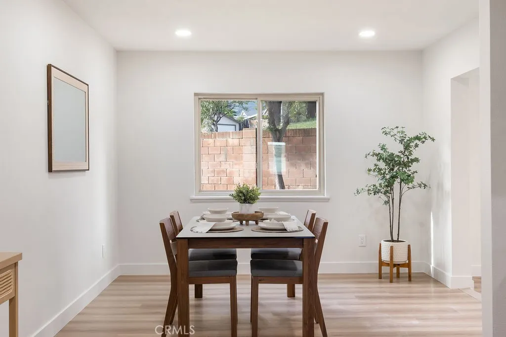 2430 Mesquite, Corona, California 92882 home-pic-8