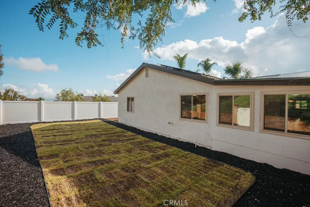2430 Mesquite, Corona, California 92882 home-pic-37