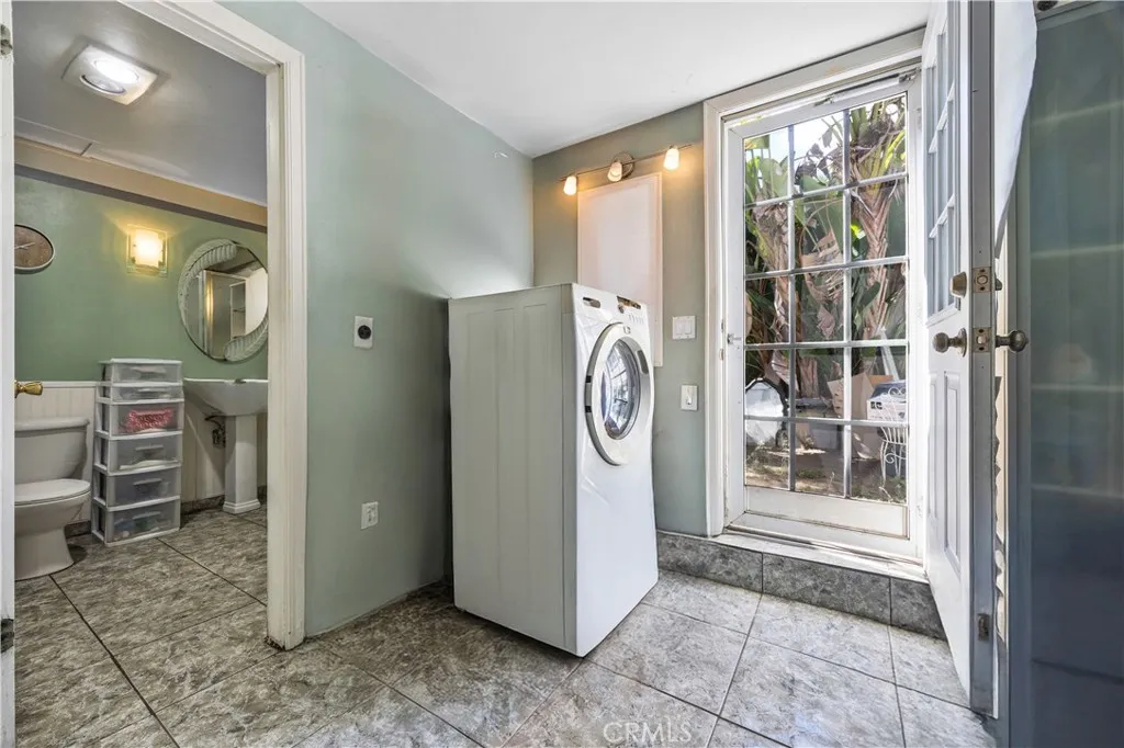 26327 Athena, Harbor City, California 90710 home-pic-22