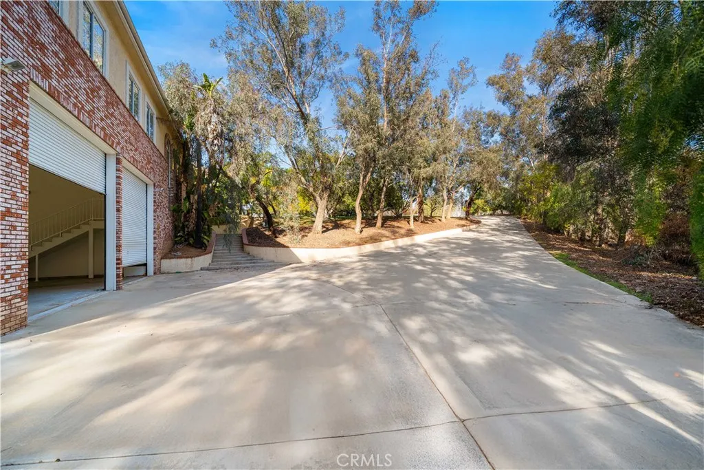 20455 Somma Drive, Perris, California 92570 home-pic-32