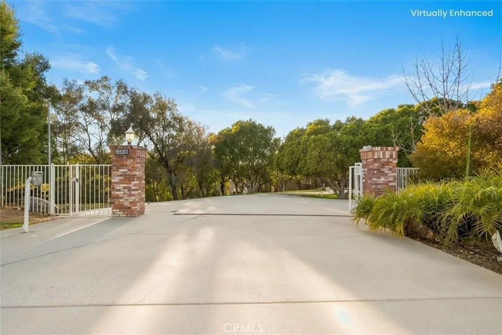 20455 Somma Drive, Perris, California 92570 home-pic-1
