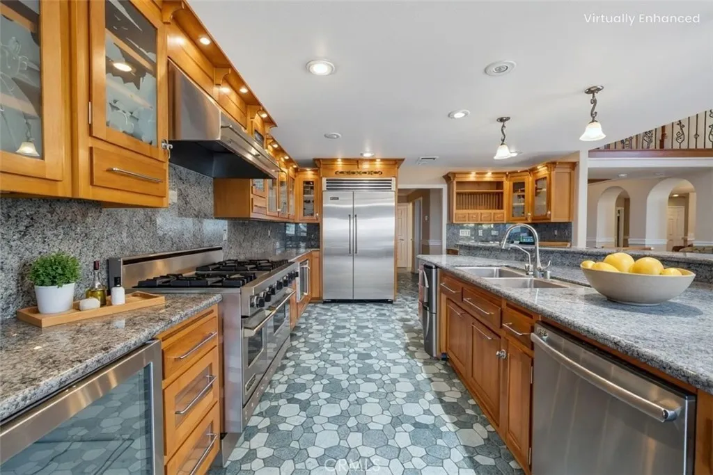 20455 Somma Drive, Perris, California 92570 home-pic-11