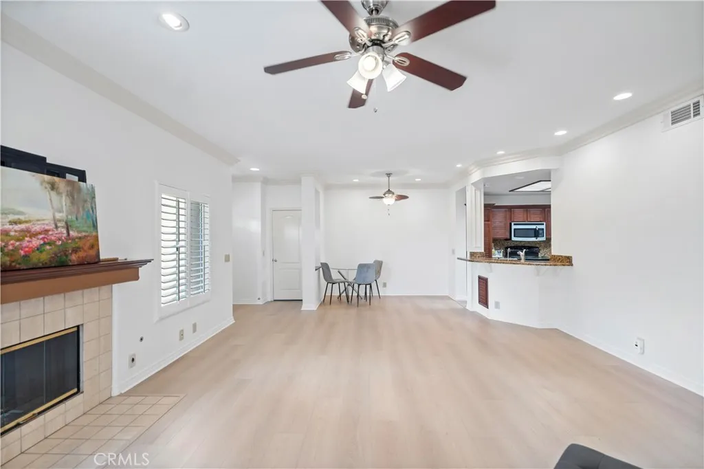 14 Scripps Aisle, Irvine, California 92612 home-pic-9