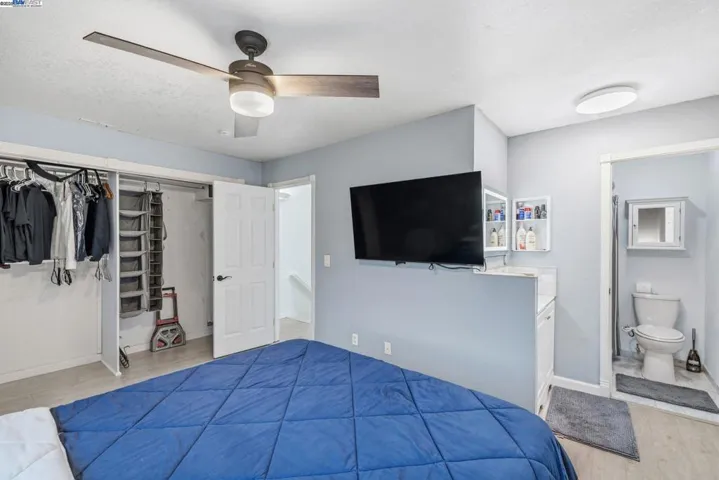 801 Nash Rd G4, Hollister, California 95023