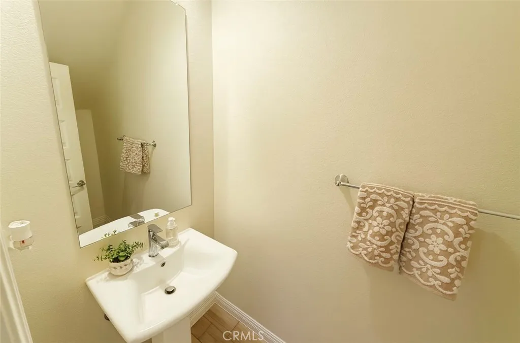 166 Ambrosia Court, Perris, California 92571 home-pic-7