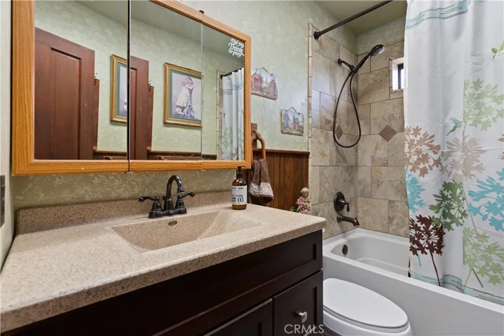 340 Fritch Road, Lakeport, California 95453