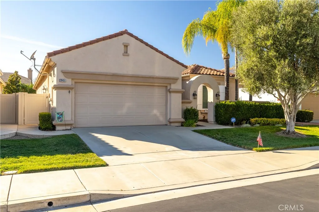 29451 Winding Brook, Menifee, California 92584 home-pic-1