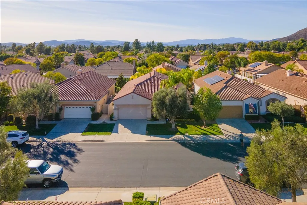 29451 Winding Brook, Menifee, California 92584 home-pic-32