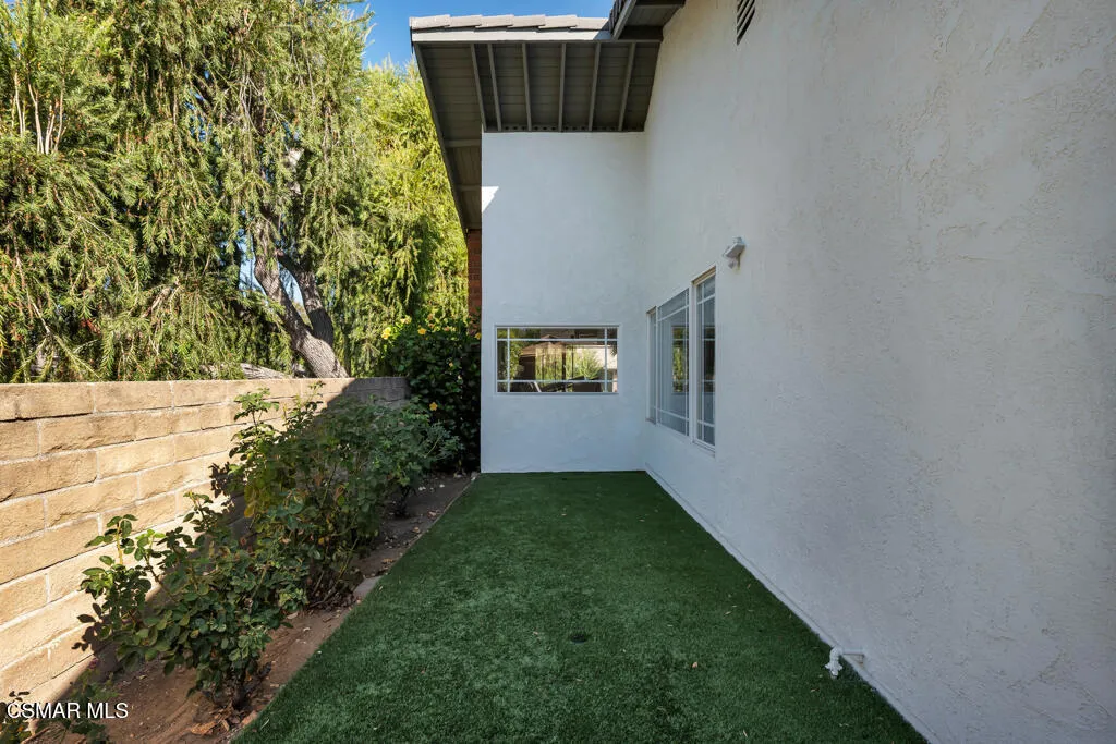 2802 E Sierra Drive, Westlake Village, California 91362 home-pic-35