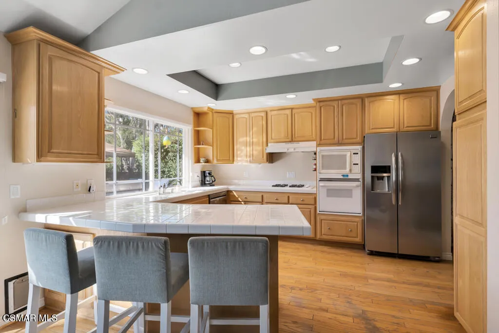 2802 E Sierra Drive, Westlake Village, California 91362 home-pic-12