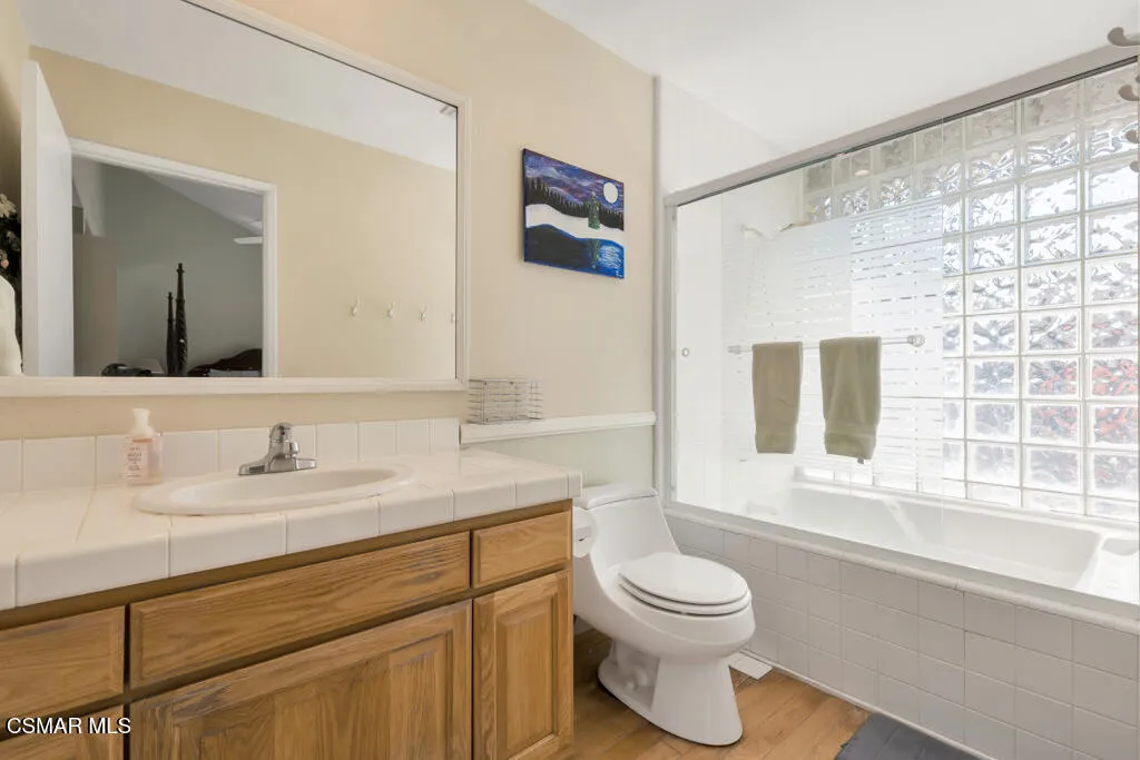 2802 E Sierra Drive, Westlake Village, California 91362 home-pic-24