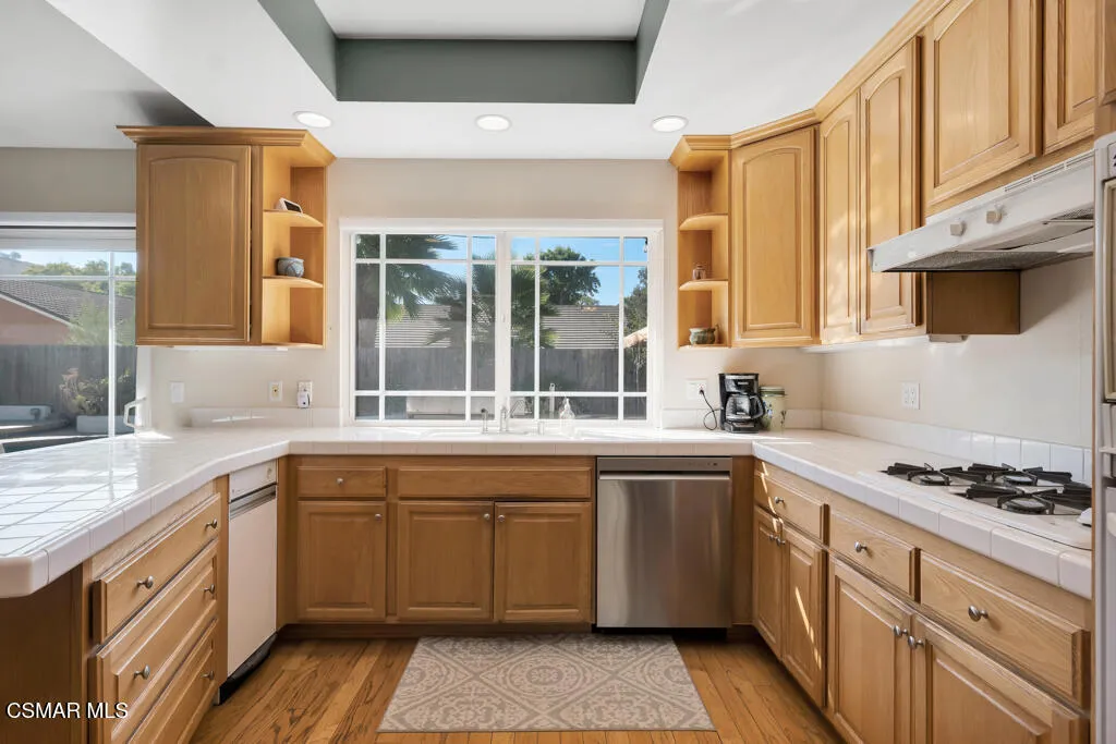 2802 E Sierra Drive, Westlake Village, California 91362 home-pic-13
