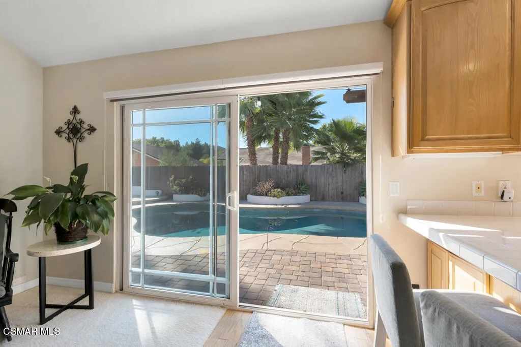 2802 E Sierra Drive, Westlake Village, California 91362 home-pic-11