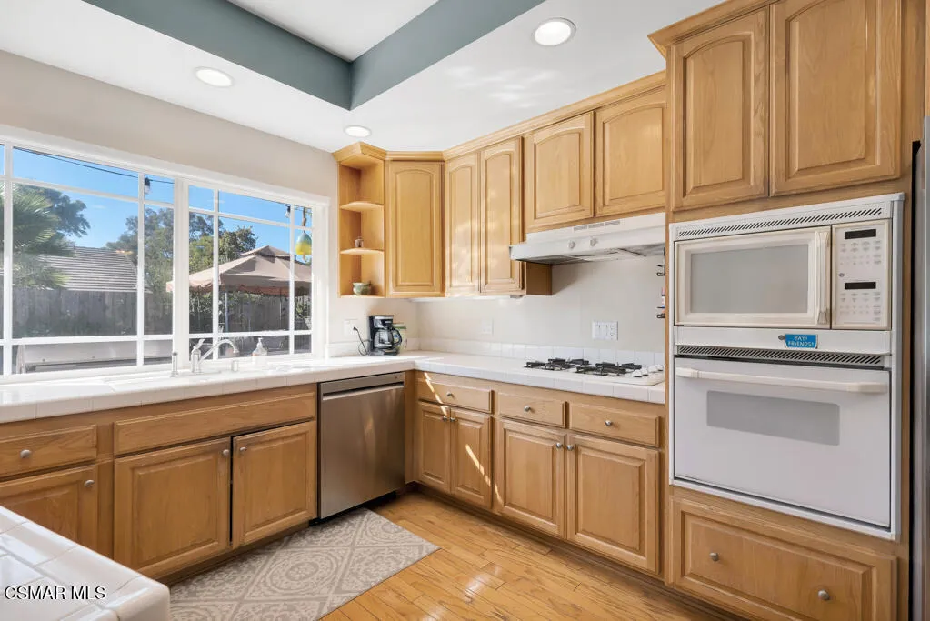 2802 E Sierra Drive, Westlake Village, California 91362 home-pic-14