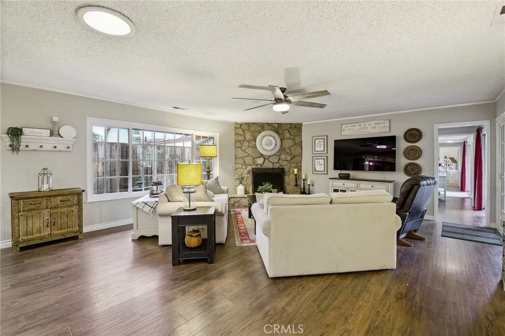 349 N Marcile, Glendora, California 91741 home-pic-13