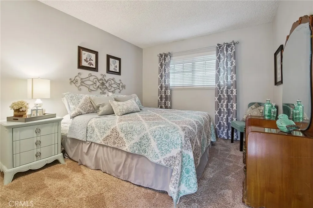 349 N Marcile, Glendora, California 91741 home-pic-21