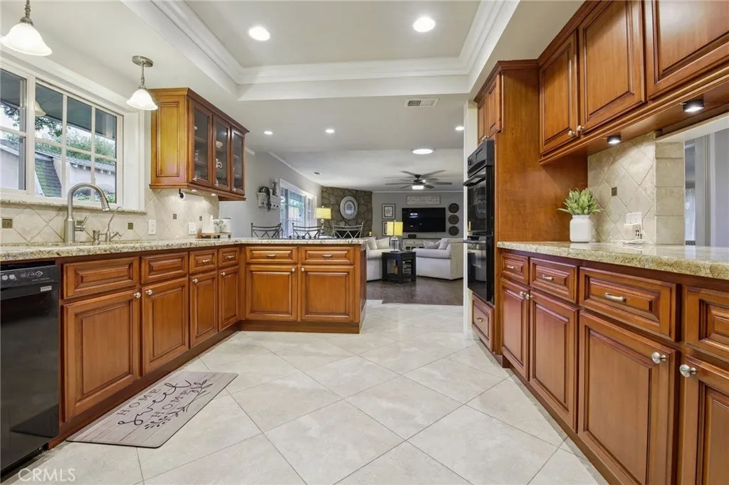 349 N Marcile, Glendora, California 91741 home-pic-7