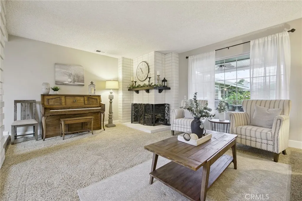 349 N Marcile, Glendora, California 91741 home-pic-6