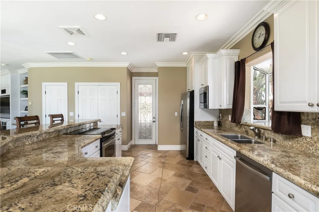 7899 Rio Vista, Big River, California 92242 home-pic-27