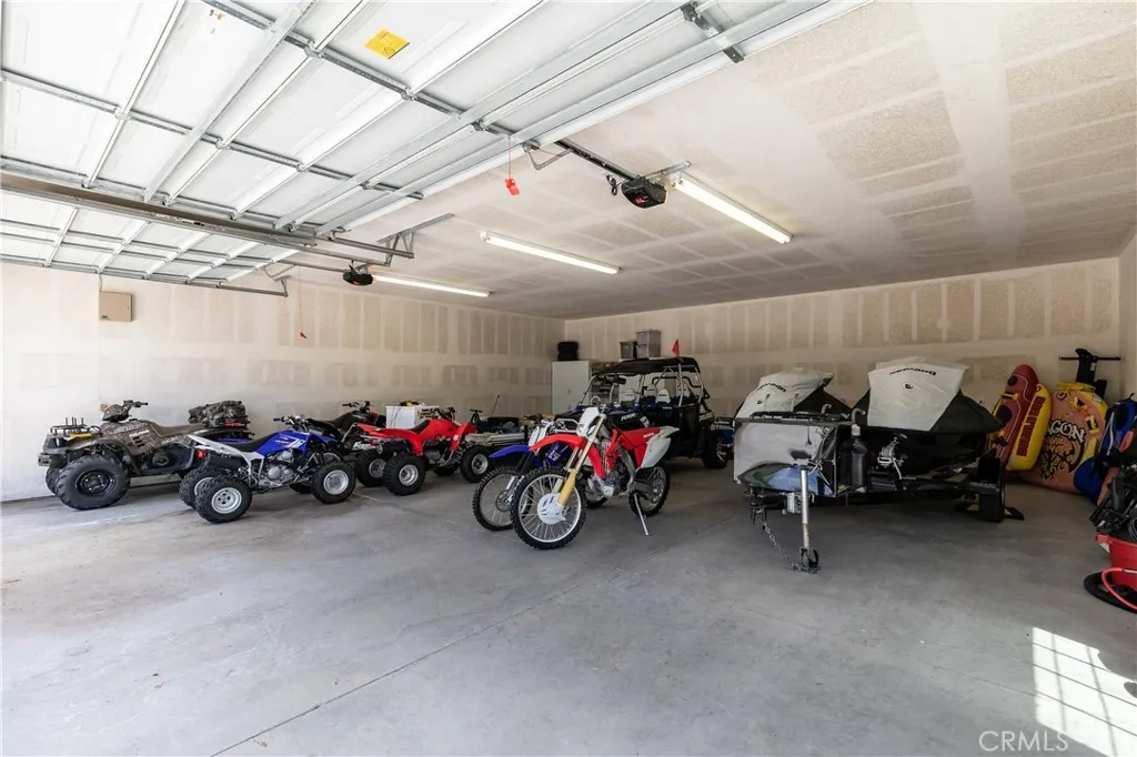 7899 Rio Vista, Big River, California 92242 home-pic-32