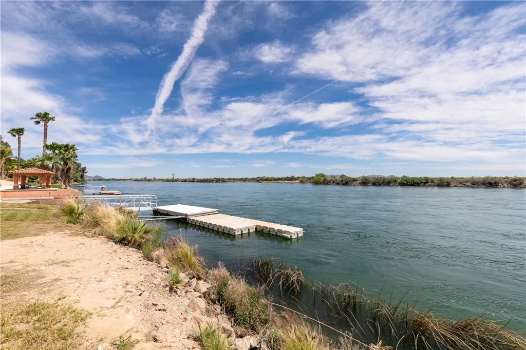 7899 Rio Vista, Big River, California 92242 home-pic-36