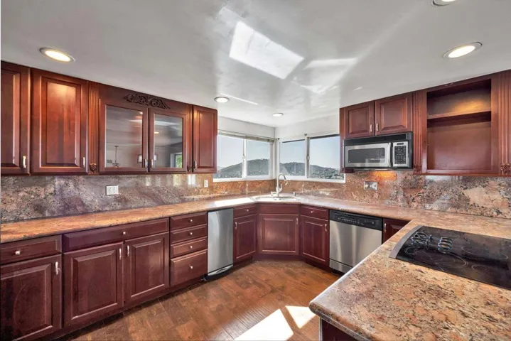 12673 Jackson Hill Dr, El Cajon, California 92021