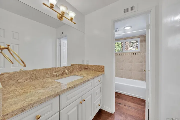12673 Jackson Hill Dr, El Cajon, California 92021