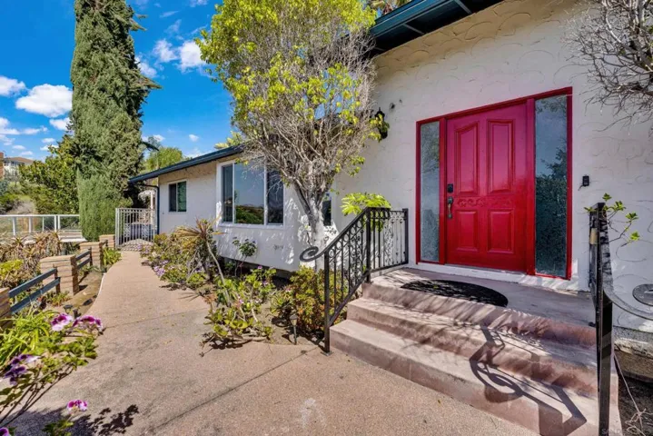 12673 Jackson Hill Dr, El Cajon, California 92021