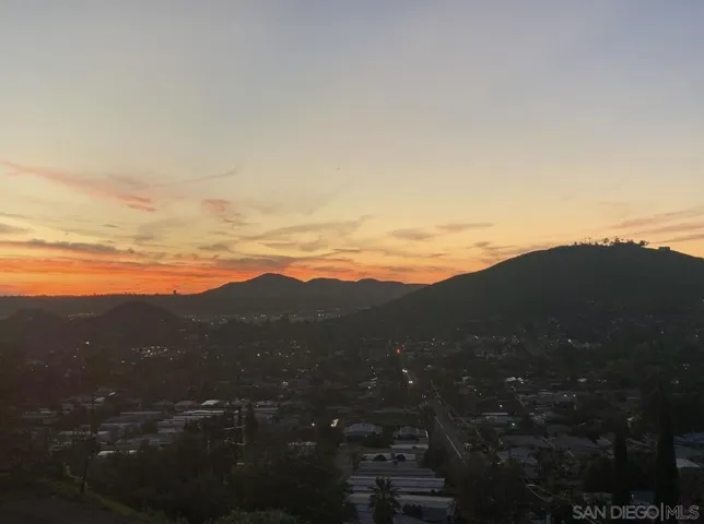 12673 Jackson Hill Dr, El Cajon, California 92021