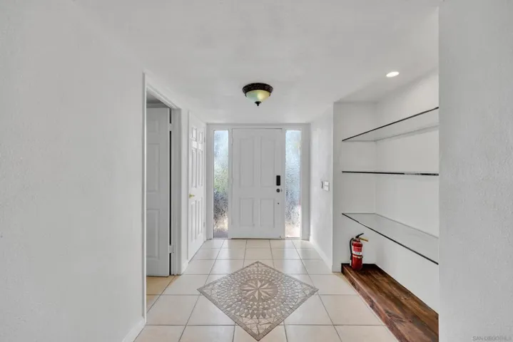 12673 Jackson Hill Dr, El Cajon, California 92021