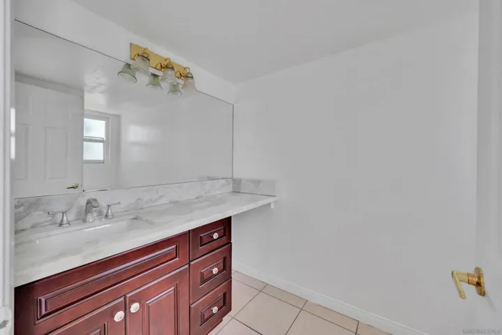 12673 Jackson Hill Dr, El Cajon, California 92021