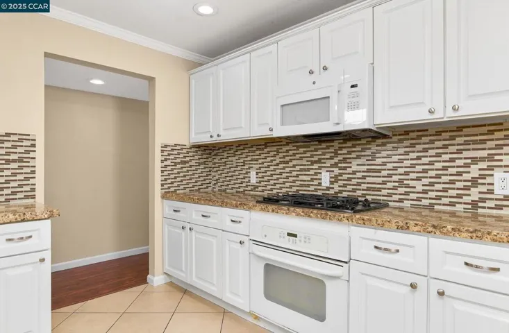 7609 22nd St, Sacramento, California 95832