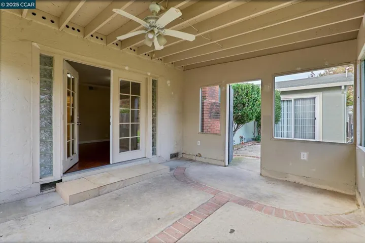 7609 22nd St, Sacramento, California 95832